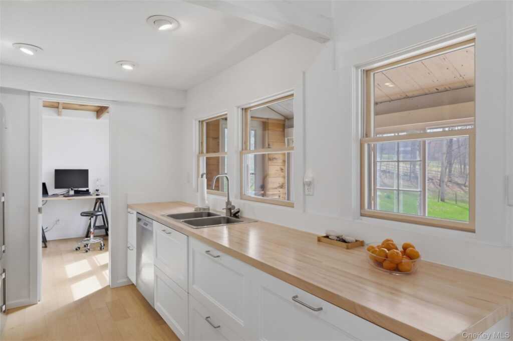 461 White Schoolhouse, Rhinebeck, NY 12572 - Photo 14 of 45