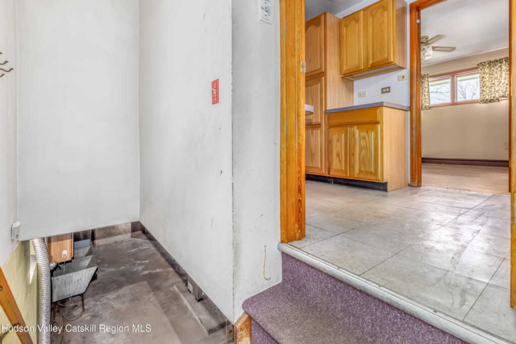 674 Hurley Avenue, Hurley, NY 12443 - Photo 10 of 28