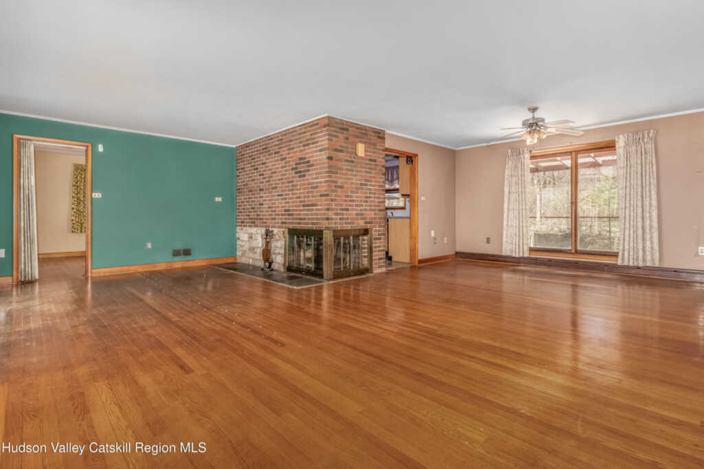 674 Hurley Avenue, Hurley, NY 12443 - Photo 15 of 28