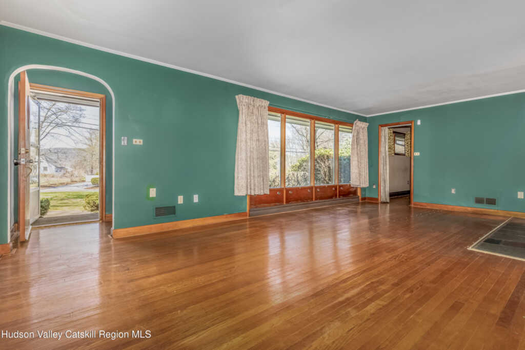 674 Hurley Avenue, Hurley, NY 12443 - Photo 16 of 28