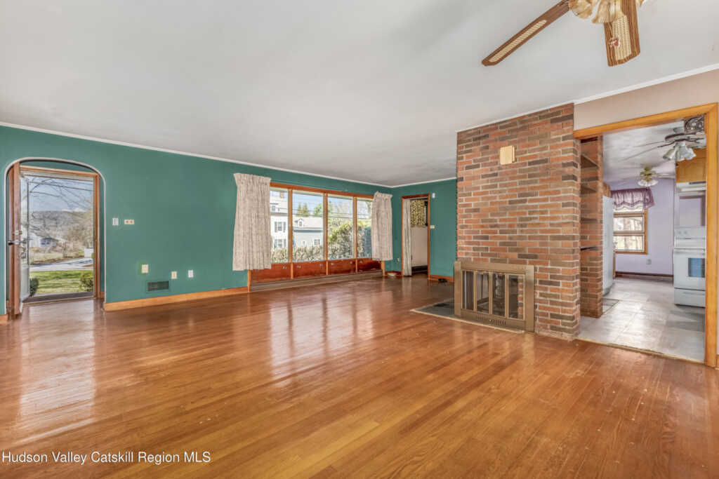 674 Hurley Avenue, Hurley, NY 12443 - Photo 6 of 28