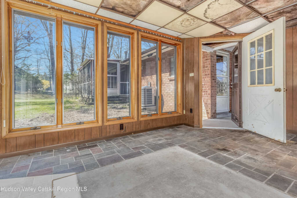 674 Hurley Avenue, Hurley, NY 12443 - Photo 9 of 28