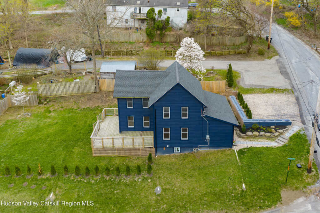 39 Broadway, Kingston, NY 12401 - Photo 2 of 41