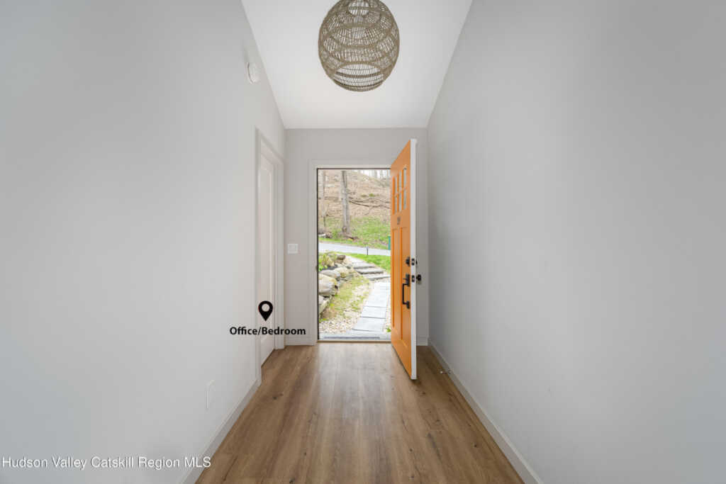 39 Broadway, Kingston, NY 12401 - Photo 7 of 41