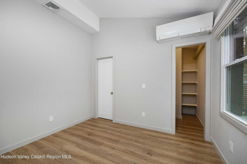 39 Broadway, Kingston, NY 12401 - Photo 9 of 41