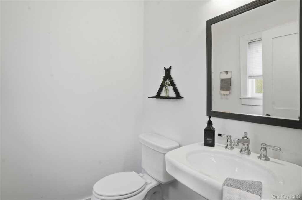 669 Route 213, Rosendale, NY 12472 - Photo 27 of 36