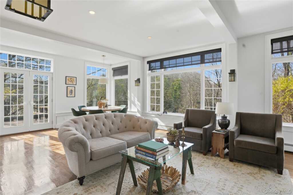 669 Route 213, Rosendale, NY 12472 - Photo 4 of 36