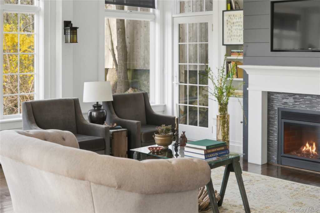 669 Route 213, Rosendale, NY 12472 - Photo 9 of 36