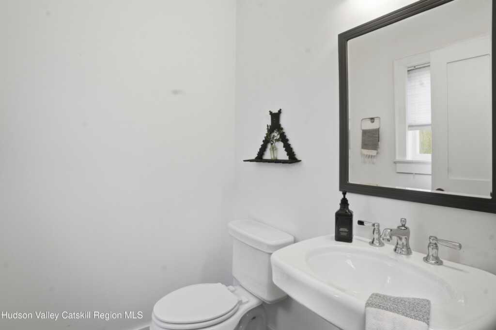 669 New York 213, Rosendale, NY 12472 - Photo 26 of 35