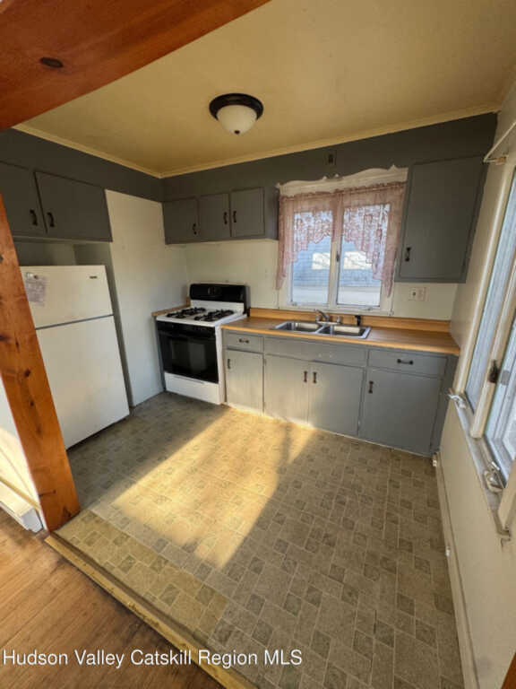 53 Lucas Avenue, Kingston, NY 12401 - Photo 14 of 16