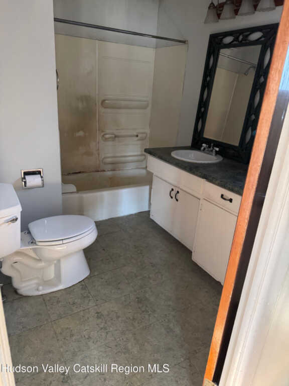 53 Lucas Avenue, Kingston, NY 12401 - Photo 9 of 16