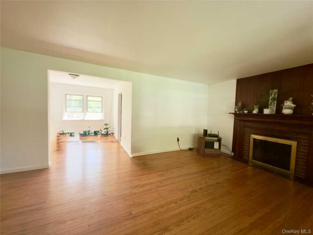 8 King Road, Rhinebeck, NY 12572 - Photo 5 of 10