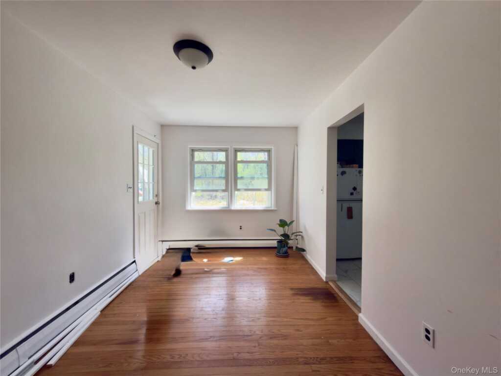 8 King Road, Rhinebeck, NY 12572 - Photo 6 of 10