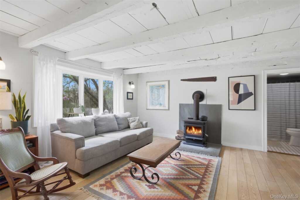 906 Albany Post Road, New Paltz, NY 12561 - Photo 6 of 29