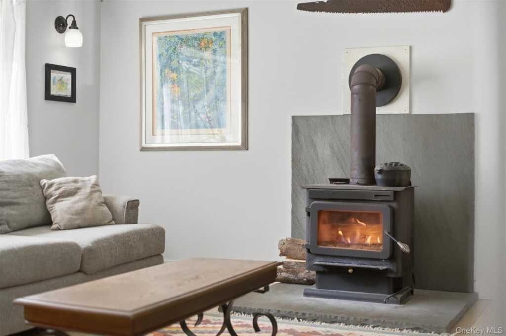 906 Albany Post Road, New Paltz, NY 12561 - Photo 8 of 29