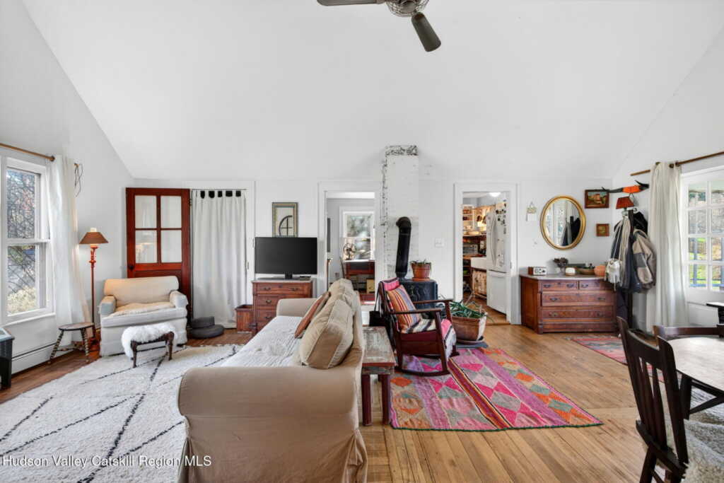 97 John Joy Road, Woodstock, NY 12498 - Photo 8 of 40