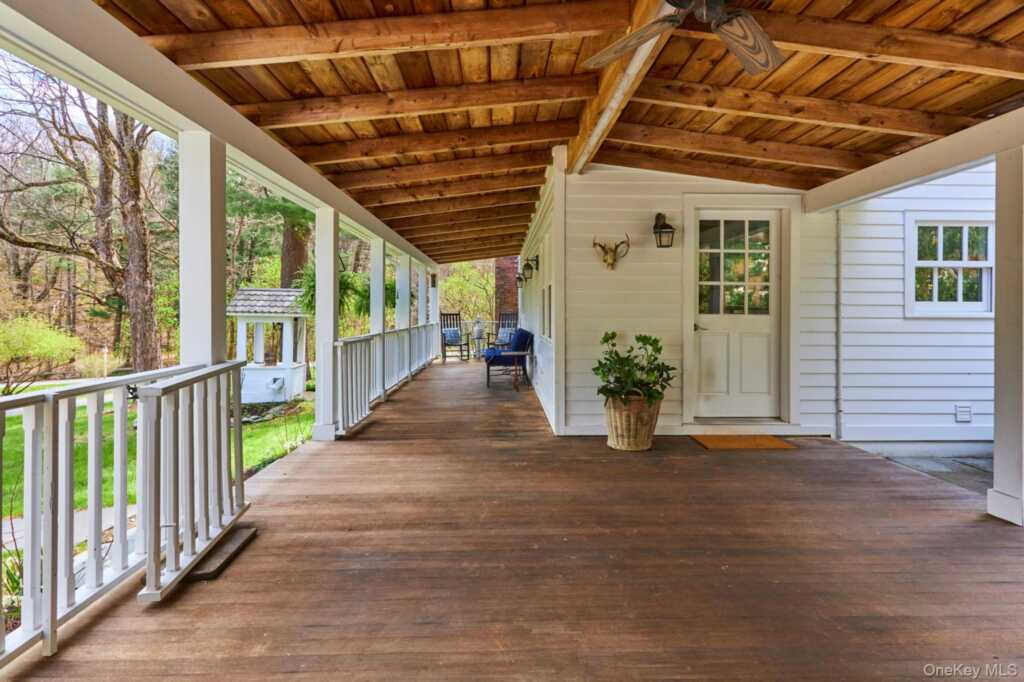 457 Round Lake Road, Rhinebeck, NY 12572 - Photo 3 of 26