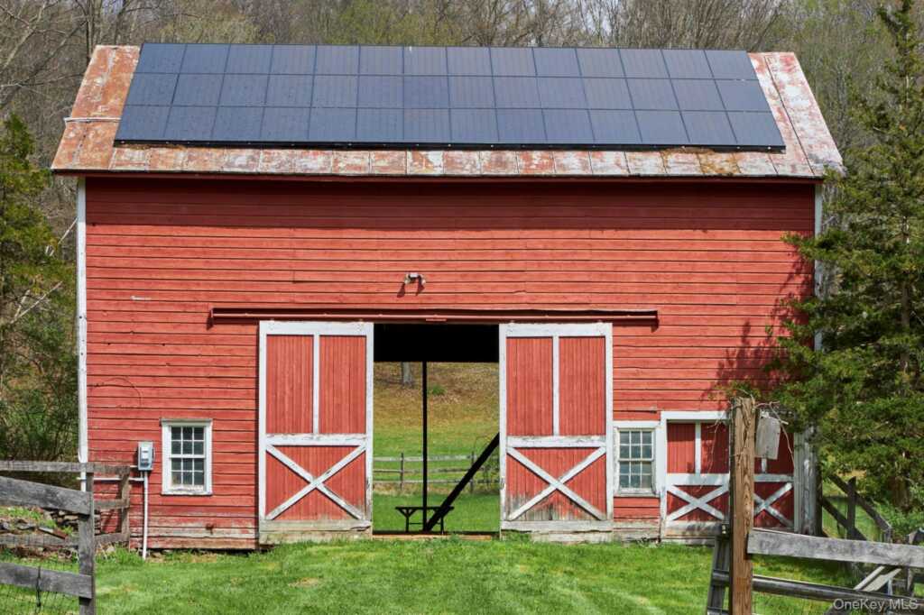 457 Round Lake Road, Rhinebeck, NY 12572 - Photo 5 of 26