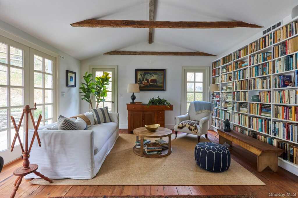 457 Round Lake Road, Rhinebeck, NY 12572 - Photo 7 of 26