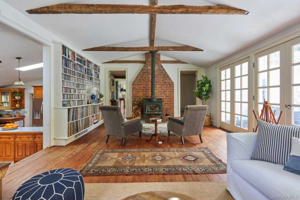 457 Round Lake Road, Rhinebeck, NY 12572 - Photo 8 of 26