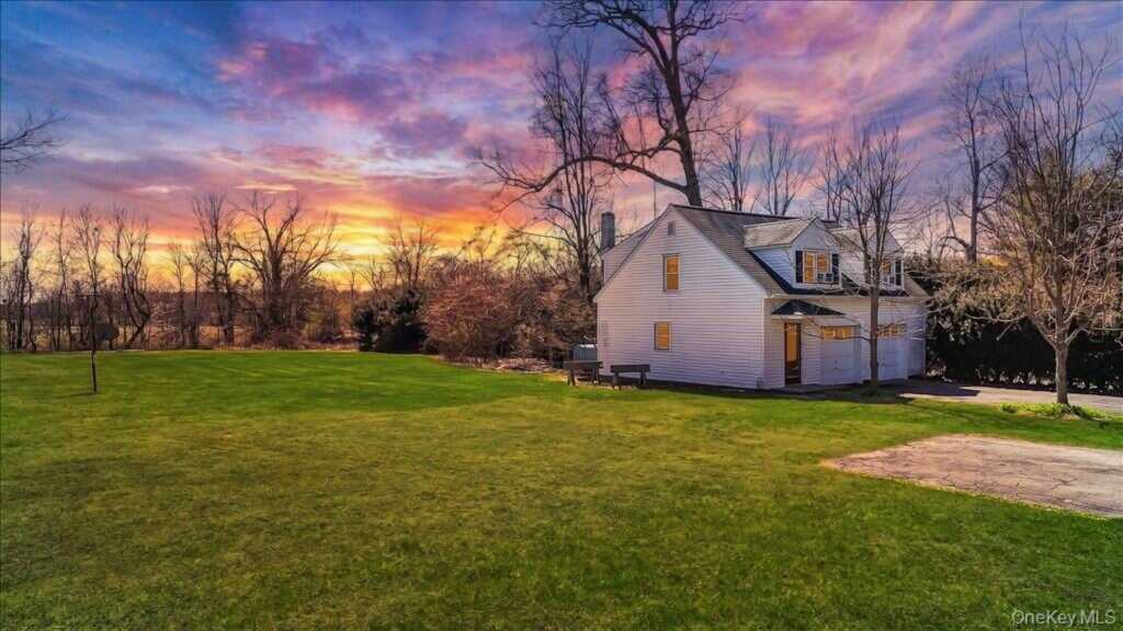 47-49 River Road, New Paltz, NY 12561 - Photo 3 of 34