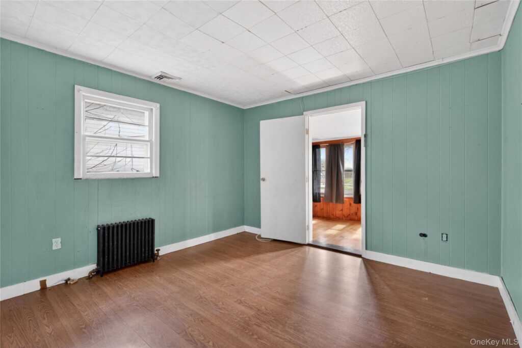 81 Pine Grove Avenue, Kingston, NY 12401 - Photo 17 of 34