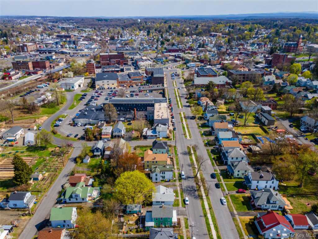 81 Pine Grove Avenue, Kingston, NY 12401 - Photo 27 of 34