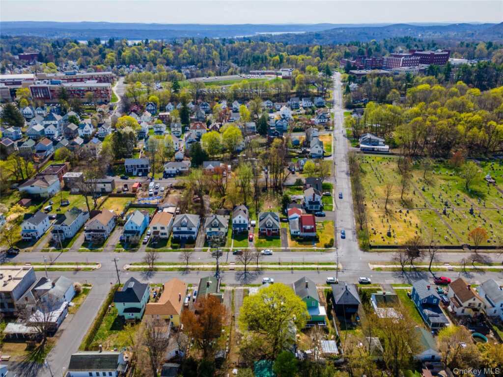 81 Pine Grove Avenue, Kingston, NY 12401 - Photo 29 of 34