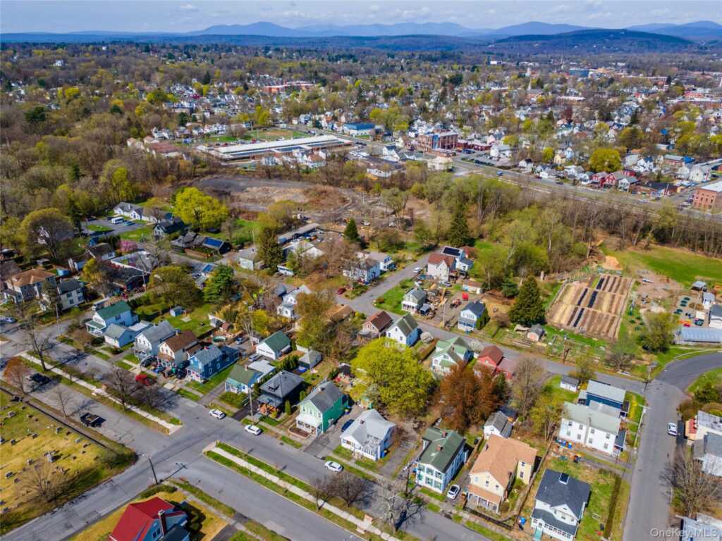 81 Pine Grove Avenue, Kingston, NY 12401 - Photo 32 of 34