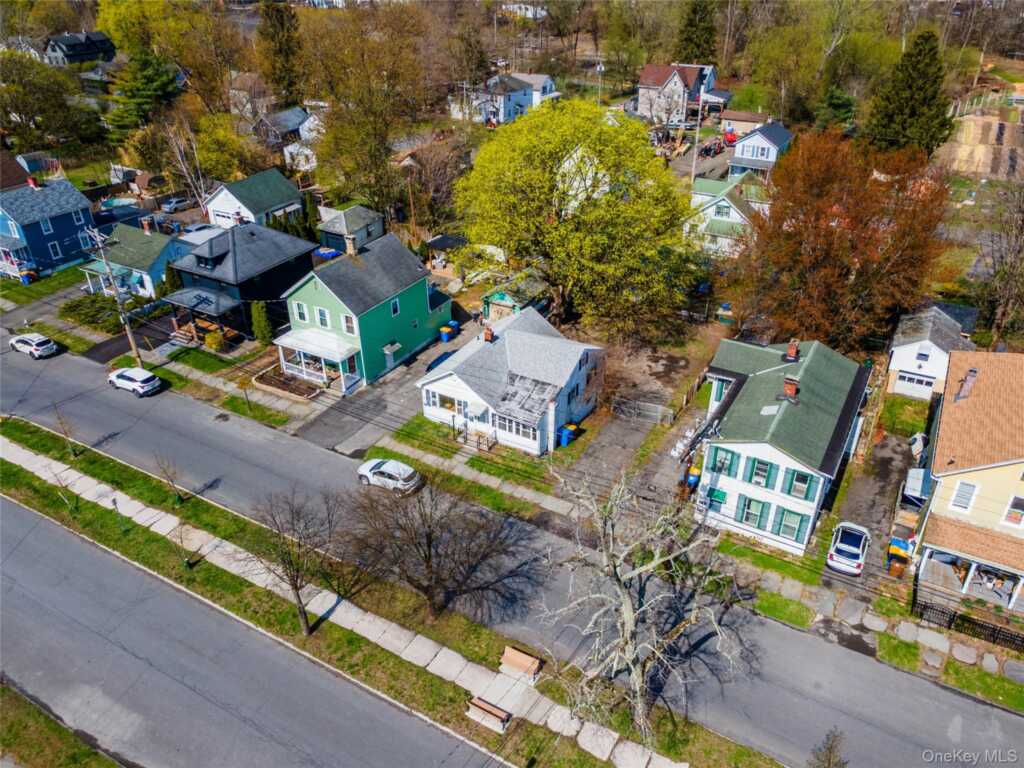 81 Pine Grove Avenue, Kingston, NY 12401 - Photo 6 of 34