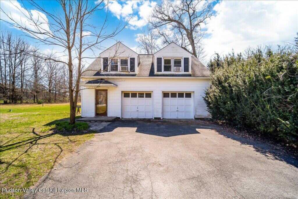 47-49 River Road, New Paltz, NY 12561