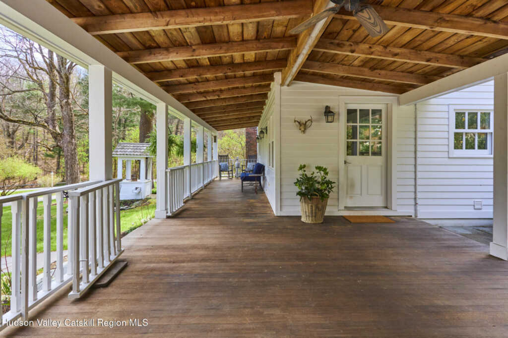 457 Round Lake Road, Rhinebeck, NY 12572 - Photo 3 of 30