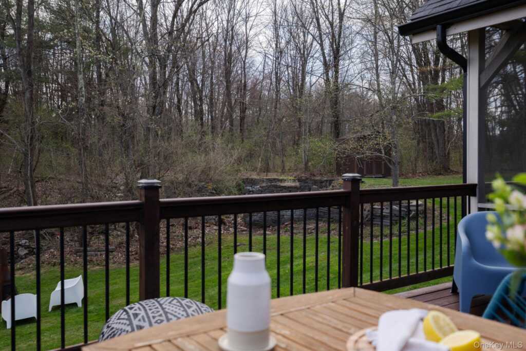 382 Hallihans Hill Road, Kingston, NY 12401 - Photo 28 of 32