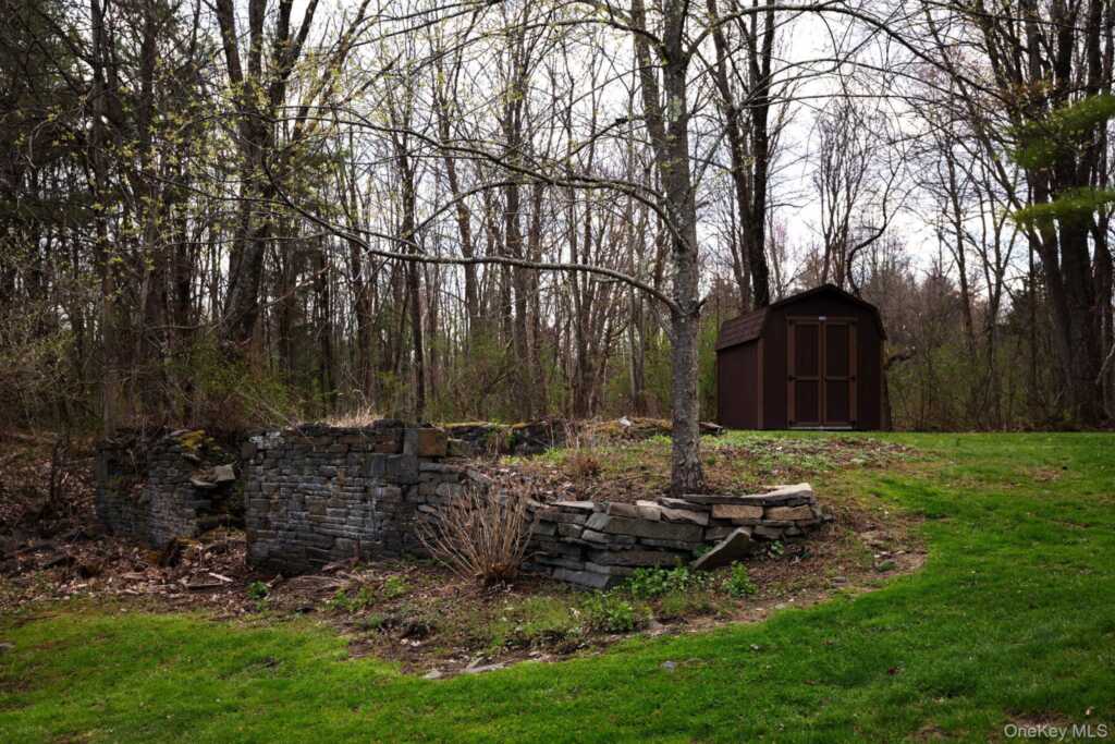 382 Hallihans Hill Road, Kingston, NY 12401 - Photo 30 of 32