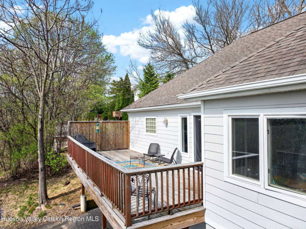 18 Latham Circle, Saugerties, NY 12477 - Photo 40 of 48