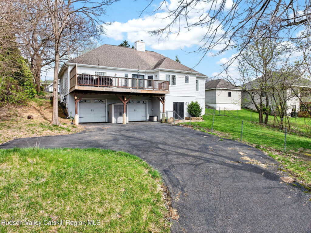 18 Latham Circle, Saugerties, NY 12477 - Photo 43 of 48