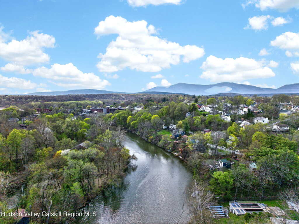 18 Latham Circle, Saugerties, NY 12477 - Photo 45 of 48