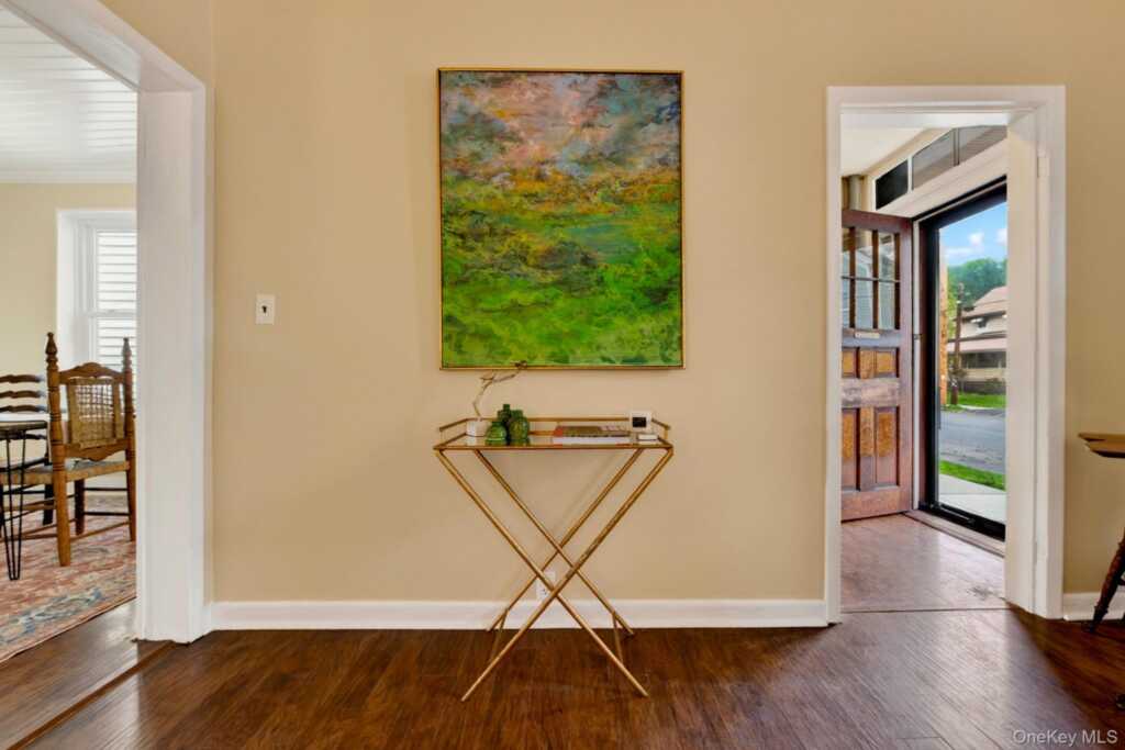 140 Hunter Street, Kingston, NY 12401 - Photo 5 of 21