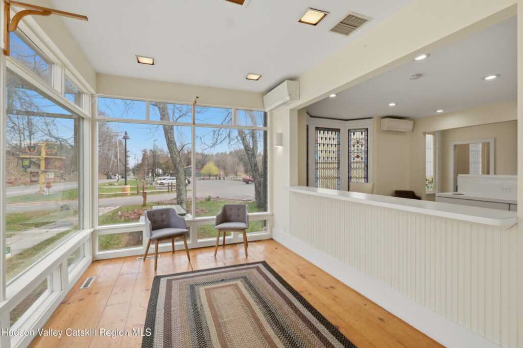 297 Tinker Street, Unit #Sr, Woodstock, NY 12498 - Photo 12 of 30