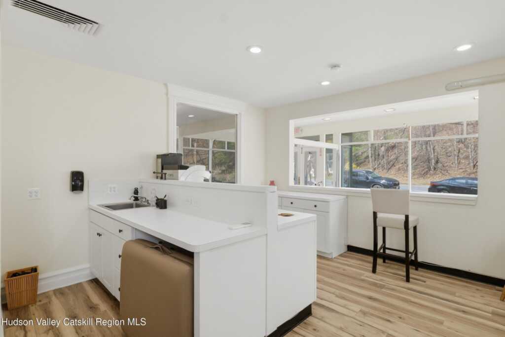 297 Tinker Street, Unit #Sr, Woodstock, NY 12498 - Photo 16 of 30