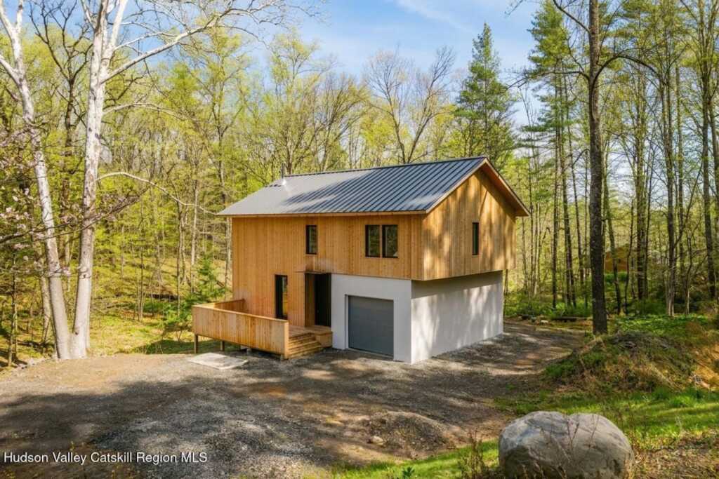 332 Mohonk Road, High Falls, NY 12440 - Photo 4 of 38