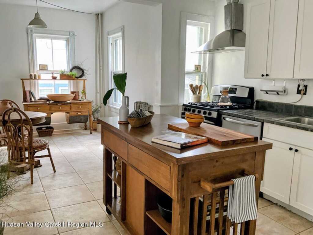 10 Wurts Avenue, New Paltz, NY 12561 - Photo 16 of 48