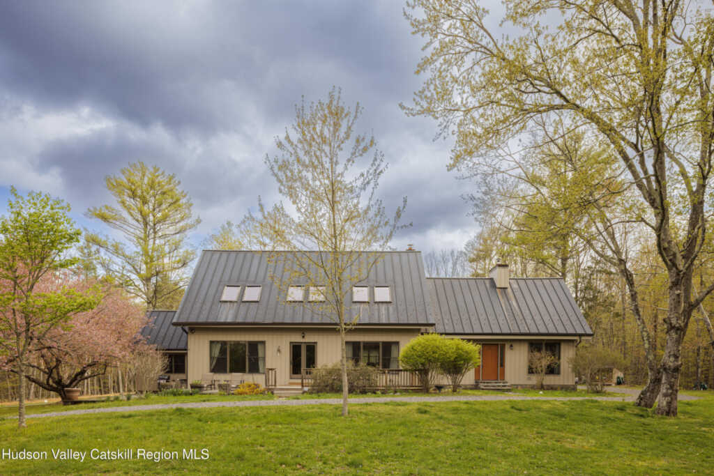 115 Bellwood Lane, Saugerties, NY 12477 - Photo 4 of 50