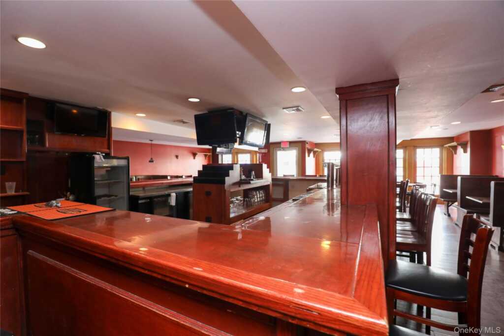 44 N Front Street, Kingston, NY 12401 - Photo 11 of 32
