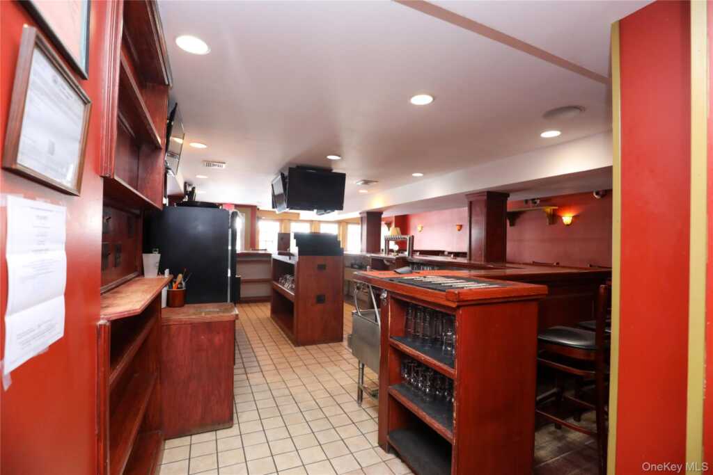 44 N Front Street, Kingston, NY 12401 - Photo 17 of 32