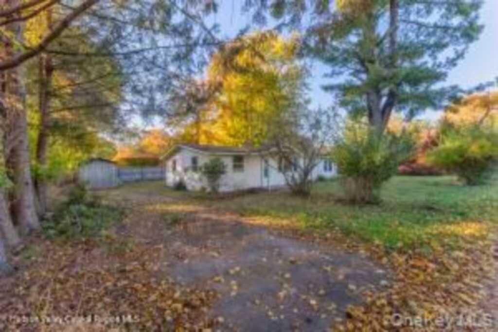 42 Dixon Avenue, Woodstock, NY 12498 - Photo 23 of 31