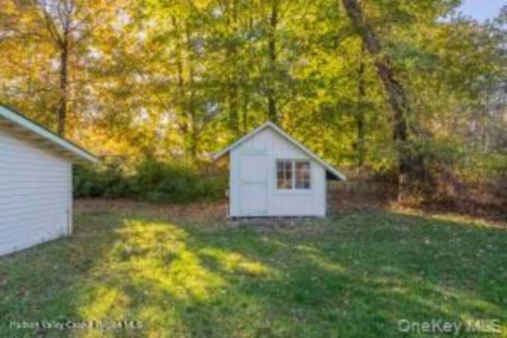 42 Dixon Avenue, Woodstock, NY 12498 - Photo 27 of 31