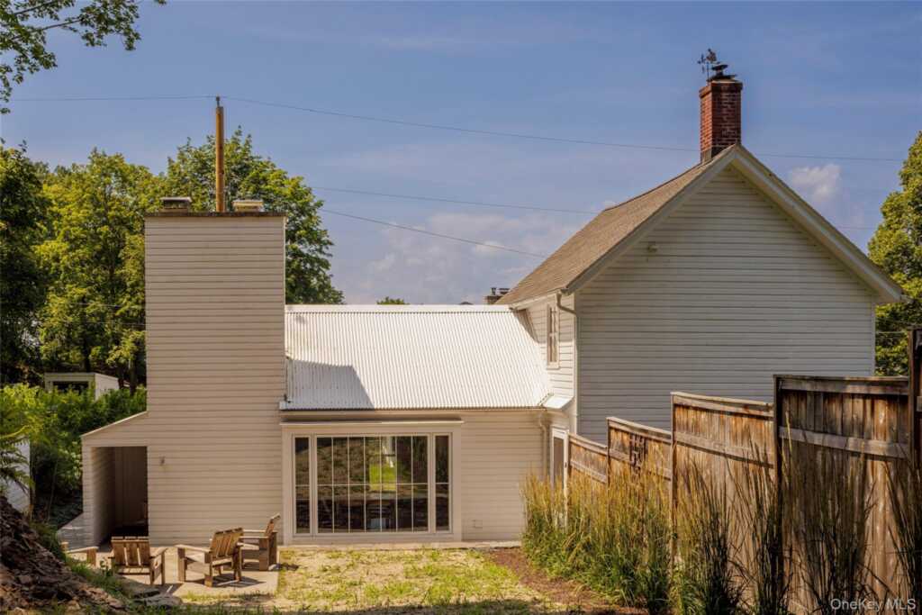 18 James Street, Rhinebeck, NY 12574 - Photo 12 of 16