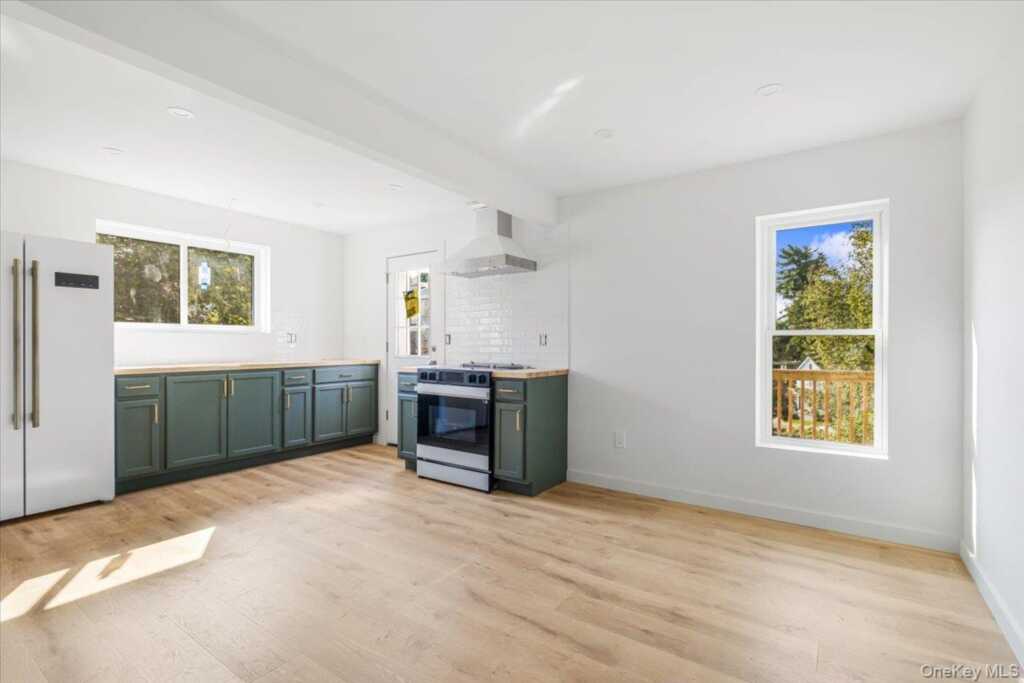 9 Dubois Street, Unit #A, Kingston, NY 12401 - Photo 2 of 8