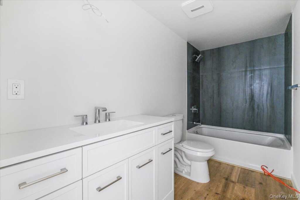9 Dubois Street, Unit #A, Kingston, NY 12401 - Photo 6 of 8